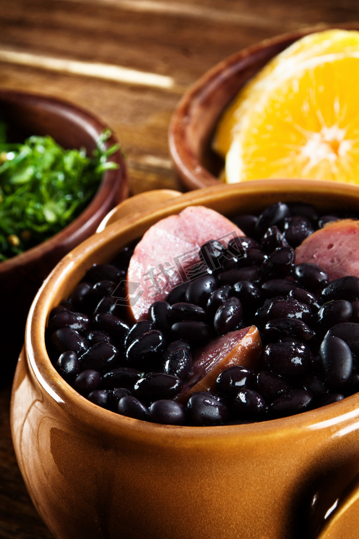 ͵İ feijoada