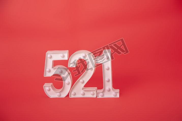 ɫ521