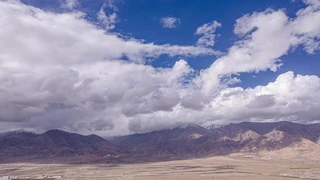 8K��ظ�ԭɳĮɽ�ط�⺽����ʱ