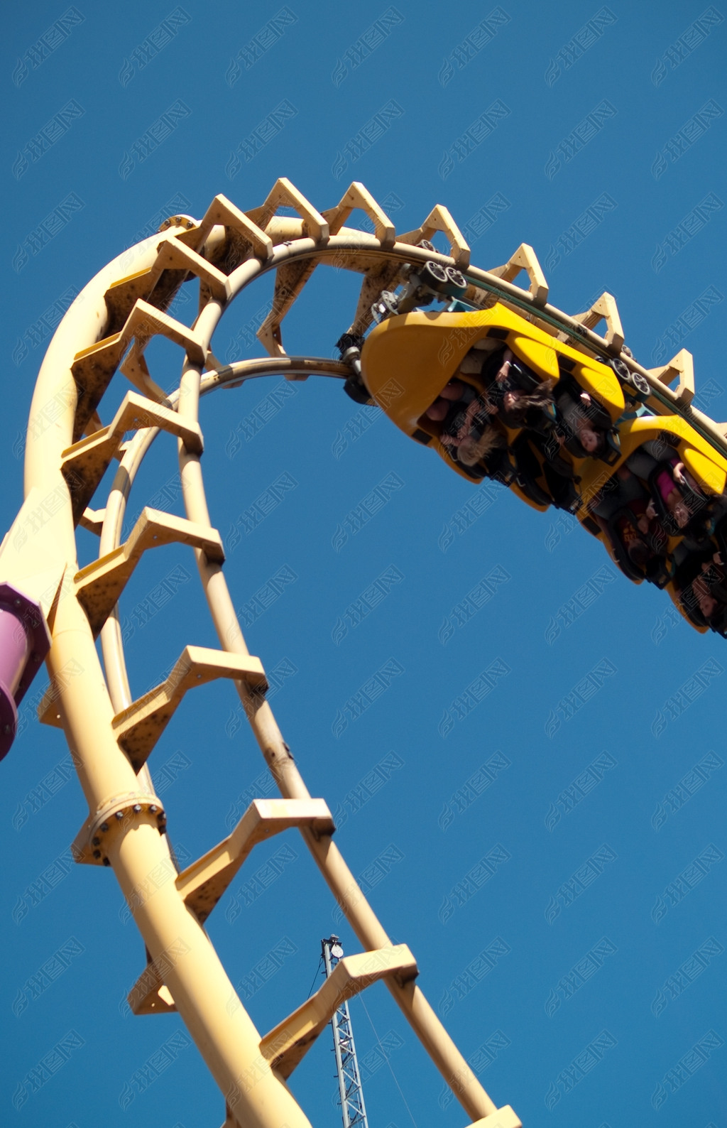 过山车下载-编号25322679-人物情感-我图网