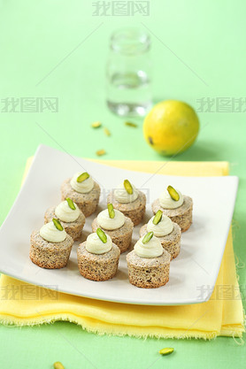 Pistachio Lime Mini Cupcakes