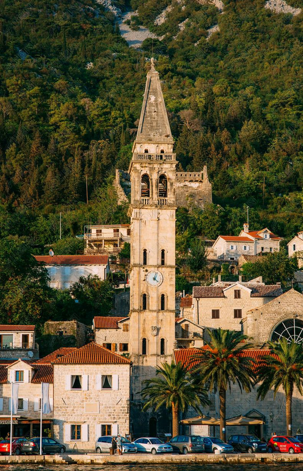  Perast ɺĿж