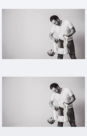 原创爸爸和小儿子在家里玩黑白照片版权可商用