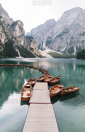 ΰ׳۵ͷľĺɽ, Braies, 