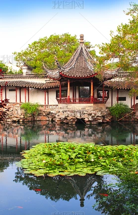 拙政园的花园在苏州，中国