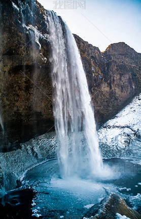 ,  Seljalandsfossٲ Seljalandsfoss ڶյճƹ, ӰںСSeljalandsfoss λڱϲ. 