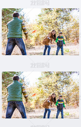 Happy family playing with frisbee 