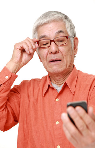 原创日本老人老花眼患者