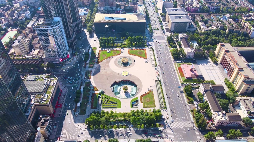 4k航拍成都天府广场城市中心