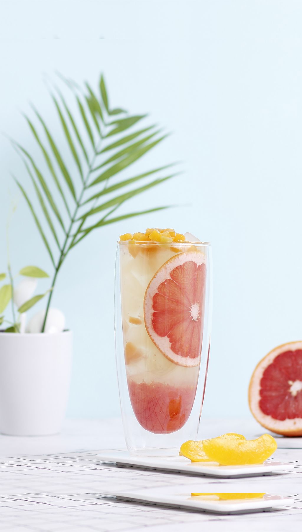 鲜榨果汁水果汁桃桃西柚汁