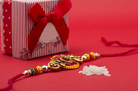 ӡȽթU ڱ Rakhi 