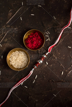 Raksha BandhanŵRakhi  Rice GrainsKumkum  ӡȴͳֵܽü䰮.