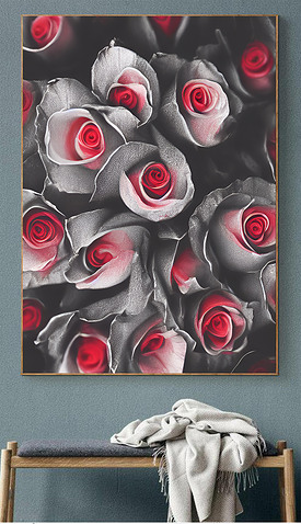 含苞待放的银红色玫瑰花，艺术设计插画png