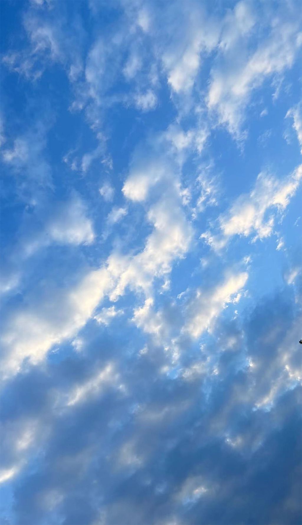 蓝色唯美天空绚丽蓝天白云