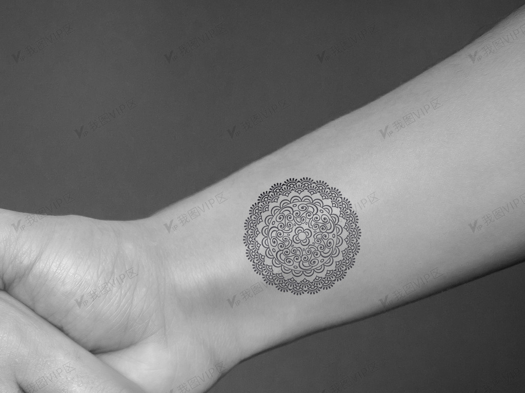 圆形花纹图案纹身素材
