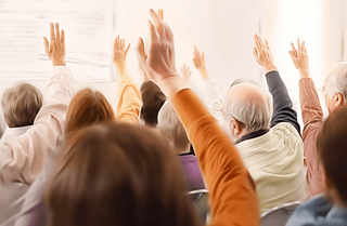 课堂上举手的人一种手势标记的风格