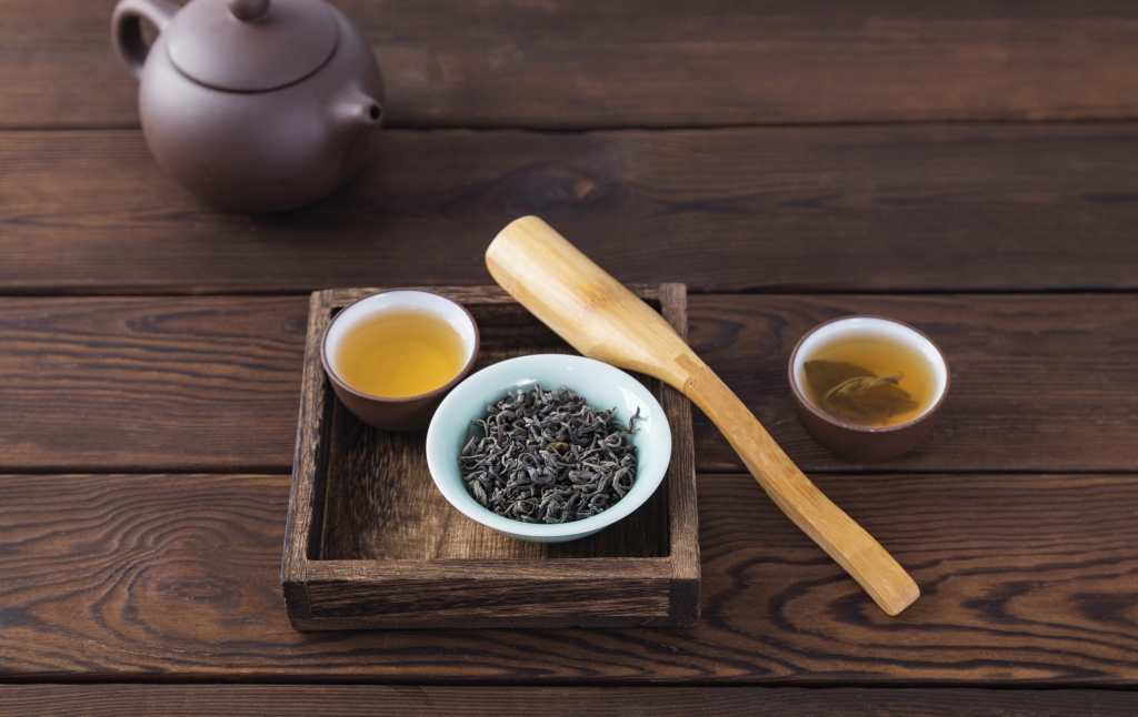 春茶飘雷火竞技网址香采摘忙