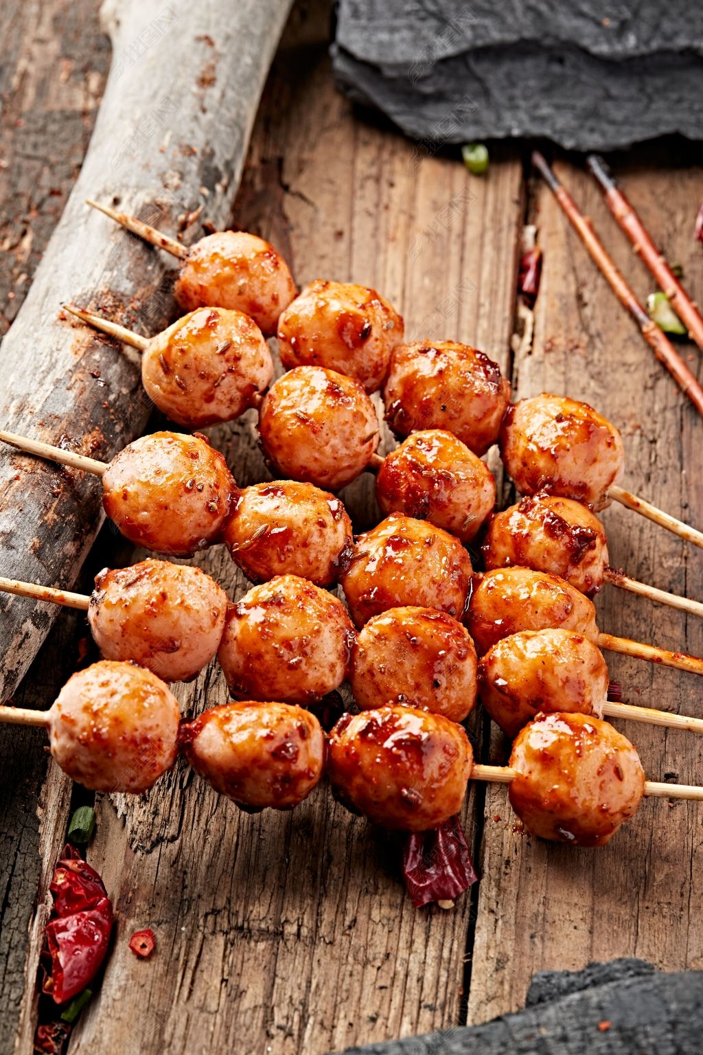 原创炭烤鱼丸虾丸版权可商用