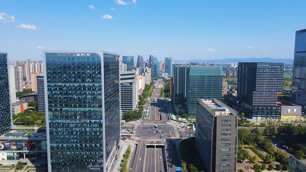 4k航拍四川成都高新区天府大道