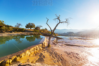 ī߹ݵȻȪ-HierveelAgua