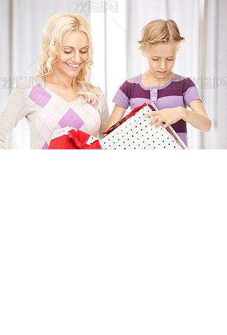 小女孩的发育 小女孩发育的照片专题模板-小女孩发育的照片图片素材下载-我图网