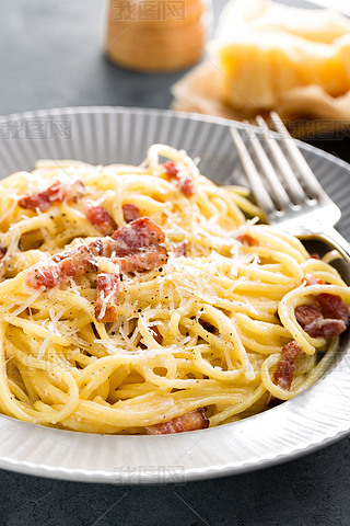 ͳʳCarbonara