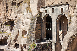 ʥĸϢã³Vardzia