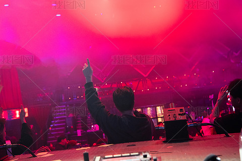 酒吧迪厅夜场dj喊麦现场高清摄影图照片
