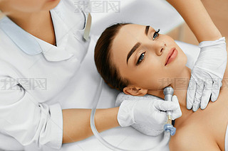 Face Skin Care. Diamond Microdermabrasion Peeling Treatment, Bea