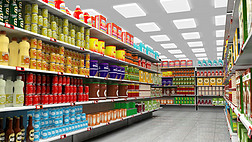 超市货架上摆满各种产品与内政.