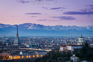 Turin (torino), panorama de twilight ec la mole antonelliana et Alpes 飩 ׵ŵͰ˹ɽĺ֮ȫ