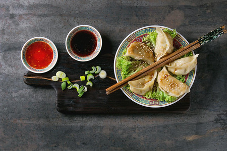 Gyozas 뽴֭