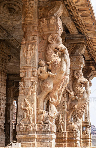Hampi, Karnataka, India - November 5, 2013: Vijaya Vitthala Temple.Ҫ˵ɫʯƳɵǽʨͷϻС