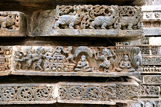 ڵ Bhakta  totured ෽ Kedareshwara , Halebidu, , ӡȡ,  Pathala, Ͷȼ Yagna ״ 