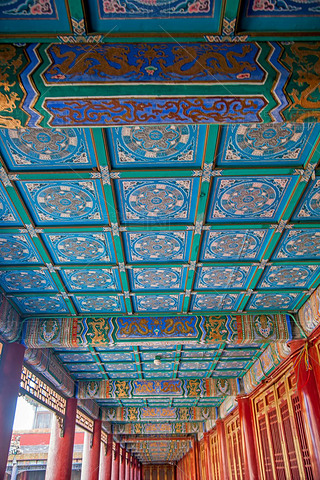 Hebei Province, Chengde Mountain Resort Putuo Zong by the temple roof decoration