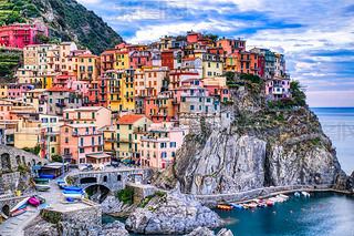 Cinque Terre SunriseManarola 