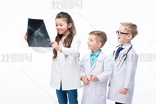 Kids playing doctors