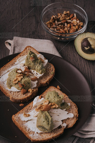 DELICIOUS CHEESE AND OCADO TOAST