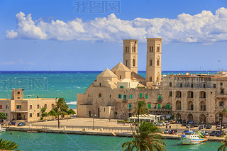 Molfetta ĿU ۿں͹ϵĴ (Duomo Vecchio) ).