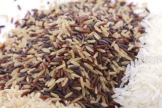 Raw gluten-free rice cereal ingredient.