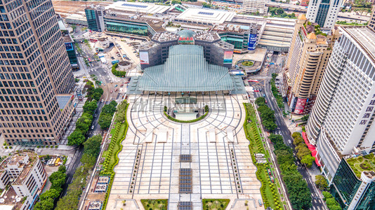 航拍广州动车火车站