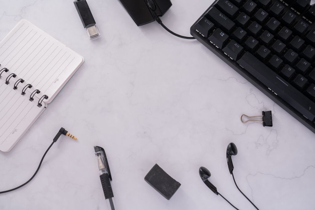 商务办公桌面用品