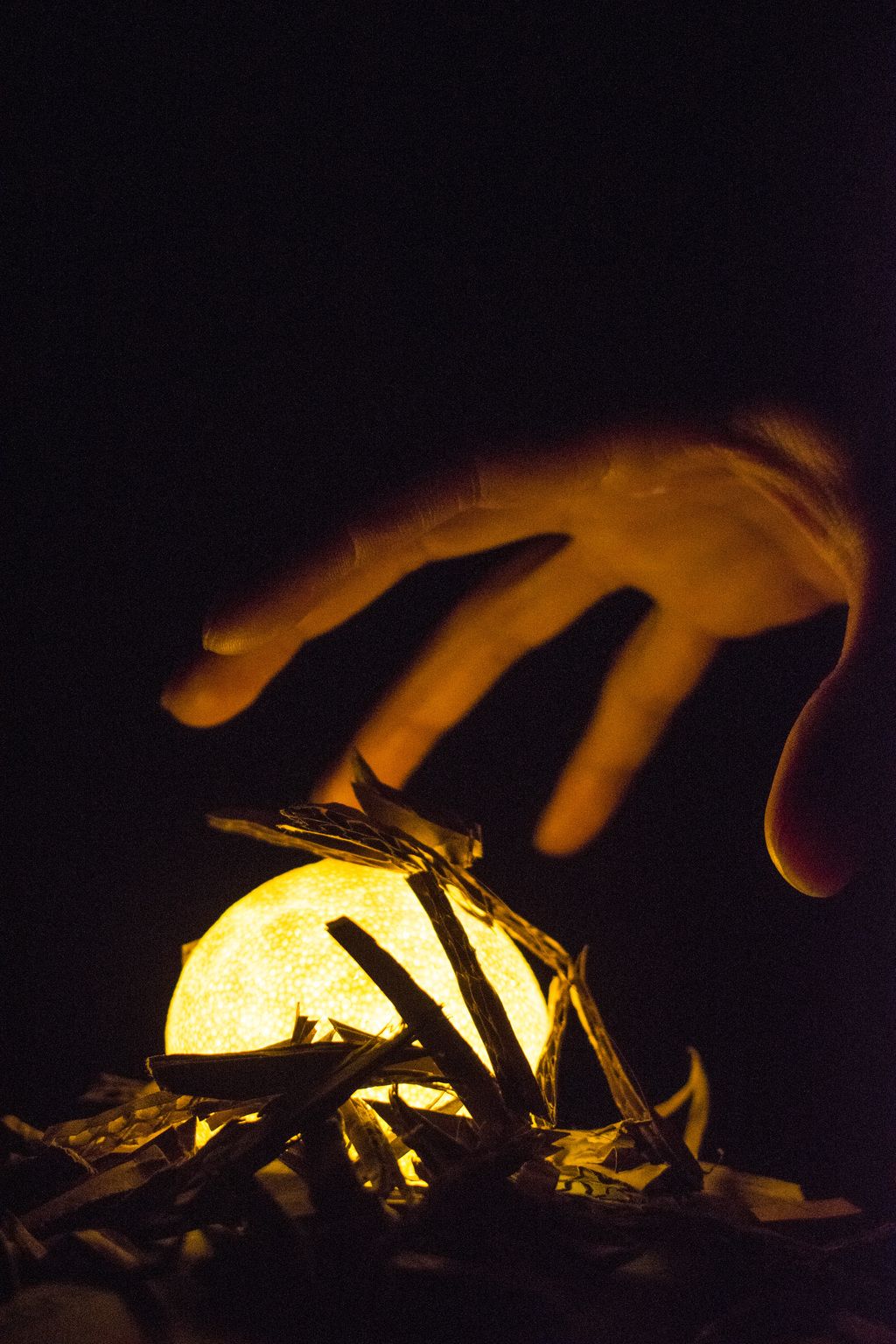 夜晚创意光感摄影图