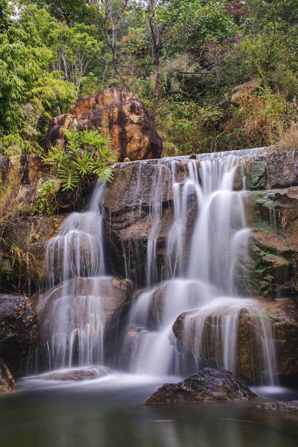 户外摄影花都湖公园小瀑布下载-编号26824868-自然风景-我图网