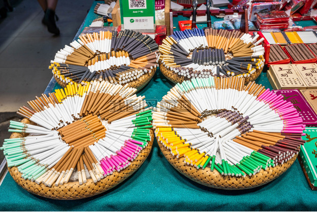 原创正版西安特产手工烟卷摄影图素材,作品编号495236