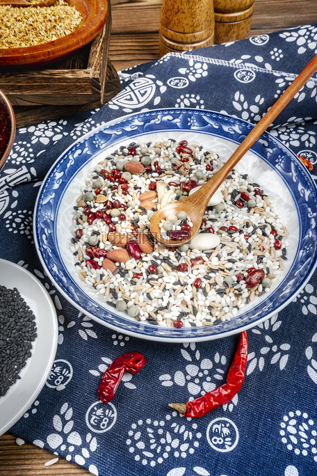 五谷杂粮养生粥